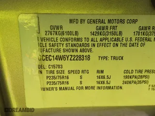 2000 Chevrolet Silverado 1500 with VIN 1GCEC14W6YZ228318, listed as a IAAI auction lot 41609151 with 299,432 mi miles. Bid and sale history available at carsss.com. Image 9.