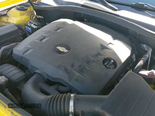 2013 Chevrolet Camaro LS с VIN 2G1FA1E30D9197949, выставлен на аукционе IAAI как лот 42868994 с пробегом 156 658 миль миль и . История ставок и продаж доступна на DreamBid. Изображение 18.