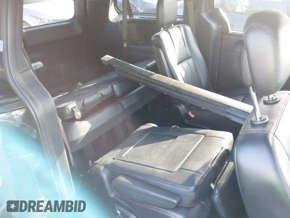 2017 Dodge Grand Caravan GT with VIN 2C4RDGEG9HR825482, listed as a IAAI auction lot 41719213 with 130,456 mi miles and . Bid and sale history available at DreamBid. Image 8.
