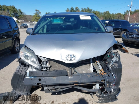 2016 Toyota Sienna LE AAS with VIN 5TDKK3DC6GS711315, listed as a IAAI auction lot 41958420 with 175,413 mi miles. Bid and sale history available at carsss.com. Image 12.