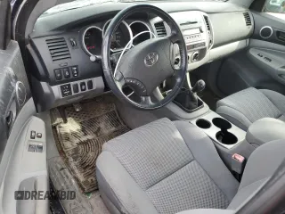 2005 Toyota Tacoma with VIN 5TEUU42N75Z069152, listed as a Copart auction lot 45489785 with 113,114 mi miles and Salvage Title. Bid and sale history available at DreamBid. Image 8.