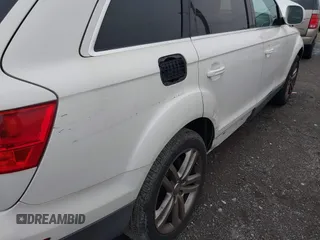 2007 Audi Q7 Premium with VIN WA1BY74L77D086726, listed as a IAAI auction lot 41726469 with 227,991 mi miles and . Bid and sale history available at DreamBid. Image 6.