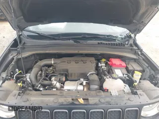 2022 Jeep Renegade Trailhawk with VIN ZACNJDC11NPN53432, listed as a IAAI auction lot 42010778 with 29,889 mi miles and . Bid and sale history available at DreamBid. Image 10.