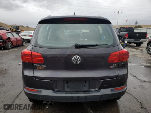 2016 Volkswagen Tiguan SE with VIN WVGBV7AX9GW558477, listed as a Copart auction lot 49063695 with 134,651 mi miles and Salvage Title. Bid and sale history available at DreamBid. Image 6.