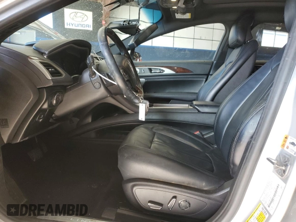 2017 Lincoln MKZ Reserve with VIN 3LN6L5FC0HR633623, listed as a Copart auction lot 44914115 with 52,497 mi miles and Salvage title. Bid and sale history available at DreamBid. Image 7.