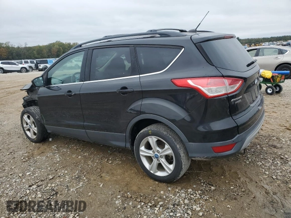 2013 Ford Escape SE z VIN 1FMCU0GX4DUB09012, wystawiony jako Copart lot #79725264 z przebiegiem 128 210 mil mil oraz Szkoda całkowita • Salvage title. Historia ofert i sprzedaży dostępna na DreamBid. Obrazek 2.