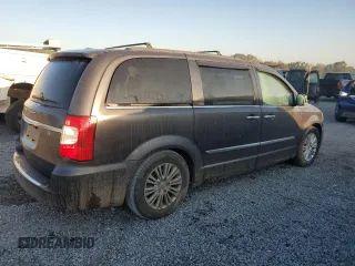 2016 Chrysler Town & Country Touring z VIN 2C4RC1CGXGR222915, wystawiony jako Copart lot #74758564 z przebiegiem Nie podano mil oraz Nie do naprawy • Non repairable. Historia ofert i sprzedaży dostępna na DreamBid. Obrazek 3.