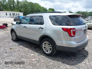 2017 Ford Explorer z VIN 1FM5K7BH4HGB49618, wystawiony jako IAAI lot #42530416 z przebiegiem 138 999 mil mil oraz . Historia ofert i sprzedaży dostępna na DreamBid. Obrazek 3.