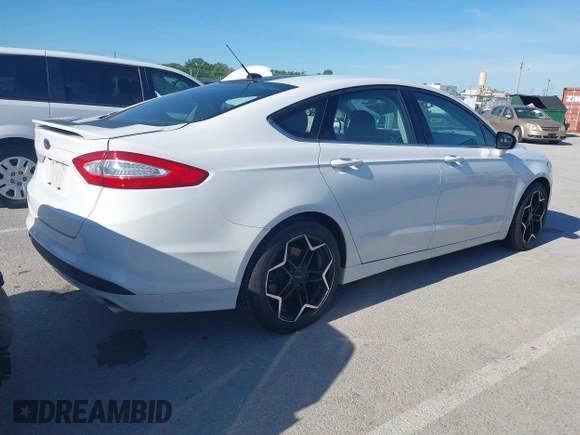 2015 Ford Fusion SE with VIN 3FA6P0H75FR294386, listed as a IAAI auction lot 42332348 with 130,984 mi miles and . Bid and sale history available at DreamBid. Image 4.
