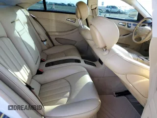 2007 Mercedes-Benz CLS 550 with VIN WDDDJ72X47A091950, listed as a Copart auction lot 55670305 with 138,119 mi miles and Clean Title. Bid and sale history available at DreamBid. Image 10.