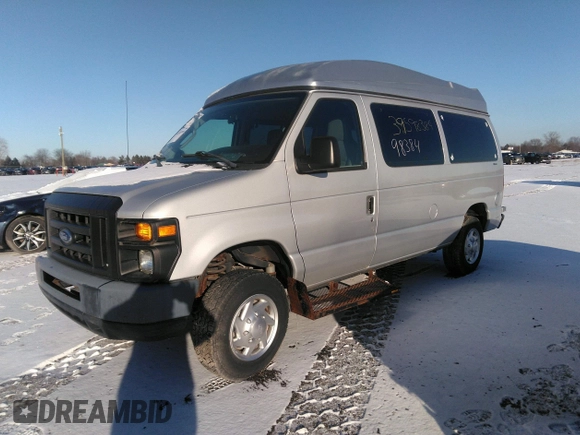 2012 Ford Econoline Passenger XL z VIN 1FMNE1BW4CDA93080, wystawiony jako IAAI lot #41103198 z przebiegiem Nie podano mil oraz . Historia ofert i sprzedaży dostępna na DreamBid. Obrazek 17.