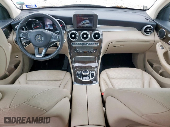 2018 Mercedes-Benz GLC 300 z VIN WDC0G4JB1JV087263, wystawiony jako Copart lot #60717815 z przebiegiem 56 219 mil mil oraz Czysty tytuł • Clean title. Historia ofert i sprzedaży dostępna na DreamBid. Obrazek 8.