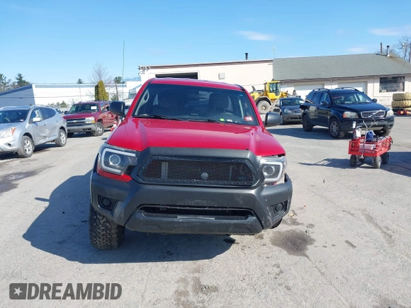 2014 Toyota Tacoma with VIN 5TFUX4EN7EX027719, listed as a IAAI auction lot 41922936 with 163,047 mi miles and . Bid and sale history available at DreamBid. Image 12.