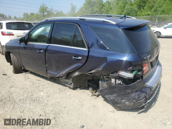 2015 Mercedes-Benz M 350 z VIN 4JGDA5HB1FA618394, wystawiony jako Copart lot #55184115 z przebiegiem 97 299 mil mil oraz Szkoda całkowita • Salvage title. Historia ofert i sprzedaży dostępna na DreamBid. Obrazek 2.