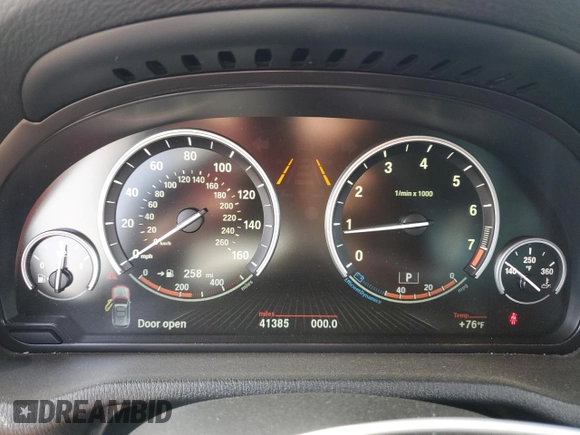 2017 BMW X3 xDrive28i with VIN 5UXWX9C33H0W69079, listed as a Copart auction lot 54417295 with 41,385 mi miles and Salvage Title. Bid and sale history available at DreamBid. Image 9.