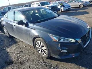 2019 Nissan Altima SV z VIN 1N4BL4DW8KC134199, wystawiony jako IAAI lot #41206389 z przebiegiem 101 910 mil mil oraz . Historia ofert i sprzedaży dostępna na DreamBid. Obrazek 1.