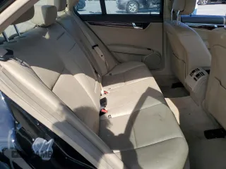 2010 Mercedes-Benz C 300 Sport с VIN WDDGF5EB4AR093127, выставлен на аукционе Copart как лот 64737895 с пробегом 129 833 миль миль и Списание • Salvage title. История ставок и продаж доступна на DreamBid. Изображение 10.