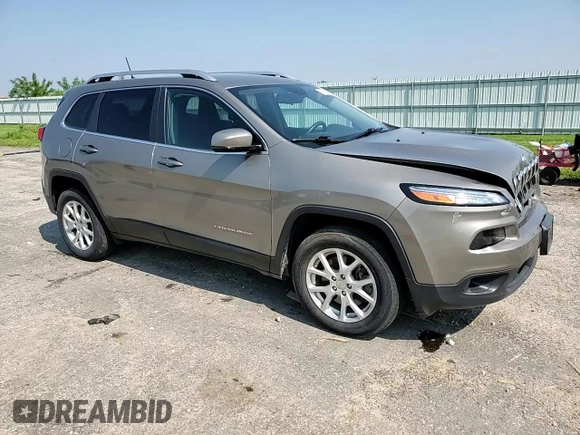 2017 Jeep Cherokee Latitude z VIN 1C4PJMCS0HW606505, wystawiony jako Copart lot #59807475 z przebiegiem 83 035 mil mil oraz Czysty tytuł • Clean title. Historia ofert i sprzedaży dostępna na DreamBid. Obrazek 14.
