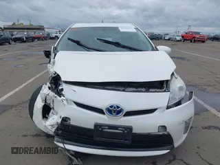 2013 Toyota Prius One with VIN JTDKN3DU9D5685679, listed as a IAAI auction lot 41890554 with 120,024 mi miles. Bid and sale history available at carsss.com. Image 12.