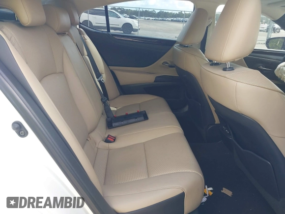 2020 Lexus ES with VIN 58ADZ1B16LU060952, listed as a IAAI auction lot 41564044 with 51,496 mi miles. Bid and sale history available at carsss.com. Image 8.