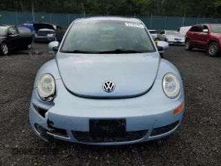 2009 Volkswagen Beetle S with VIN 3VWRG31C29M507454, listed as a Copart auction lot 57183725 with 123,356 mi miles and Salvage title. Bid and sale history available at DreamBid. Image 5.