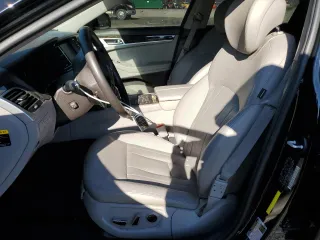 2017 Genesis G80 3.8L with VIN KMHGN4JE4HU200526, listed as a Copart auction lot 44784775 with 98,389 mi miles and Salvage Title. Bid and sale history available at DreamBid. Image 7.