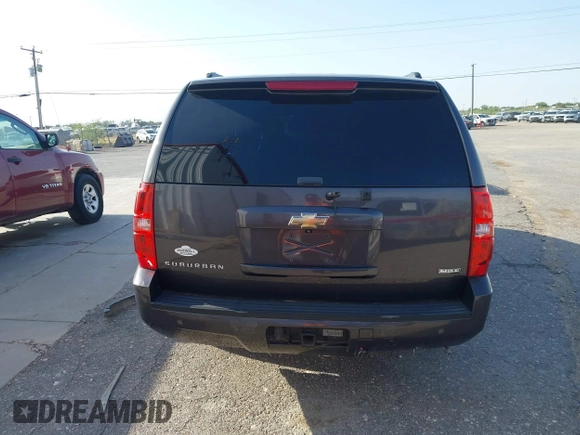 2011 Chevrolet Suburban LT with VIN 1GNSKJE34BR242629, listed as a IAAI auction lot 42043276 with 197,722 mi miles and . Bid and sale history available at DreamBid. Image 16.