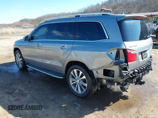 2016 Mercedes-Benz GL with VIN 4JGDF6EE3GA633180, listed as a IAAI auction lot 41623280 with 120,294 mi miles. Bid and sale history available at carsss.com. Image 3.