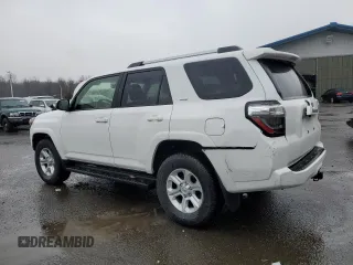 2022 Toyota 4Runner SR5 with VIN JTEMU5JR4N6063067, listed as a Copart auction lot 43328195 with 62,285 mi miles and Clean title. Bid and sale history available at DreamBid. Image 2.