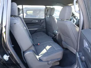 2024 Chevrolet Traverse FWD LS with VIN 1GNEREKS7RJ153187, listed as a IAAI auction lot 41419300 with 5,559 mi miles. Bid and sale history available at carsss.com. Image 8.