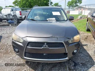 2010 Mitsubishi Outlander SE with VIN JA4AS3AW0AZ002972, listed as a IAAI auction lot 42220473 with 225,584 mi miles and . Bid and sale history available at DreamBid. Image 12.