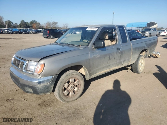 2000 Nissan Frontier 2WD XE with VIN 1N6DD26S6YC342764, listed as a Copart auction lot 85737174 with 288,831 mi miles and Salvage Title. Bid and sale history available at carsss.com. Image 1.