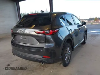 2024 Mazda CX-5 2.5 S Preferred Package with VIN JM3KFBCL1R0428883, listed as a IAAI auction lot 41755898 with 7,386 mi miles. Bid and sale history available at carsss.com. Image 4.