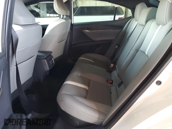 2025 Toyota Camry LE with VIN 4T1DAACK8SU065932, listed as a Copart auction lot 44106555 with 5,392 mi miles and Salvage Title. Bid and sale history available at carsss.com. Image 10.