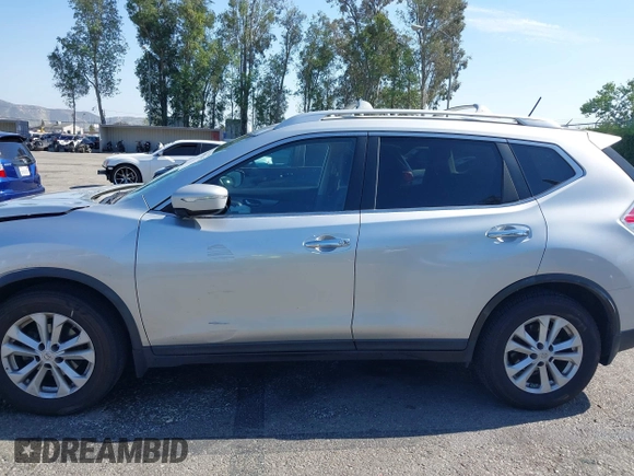 2015 Nissan Rogue SV with VIN KNMAT2MT1FP502320, listed as a IAAI auction lot 42095565 with 93,422 mi miles and . Bid and sale history available at carsss.com. Image 17.