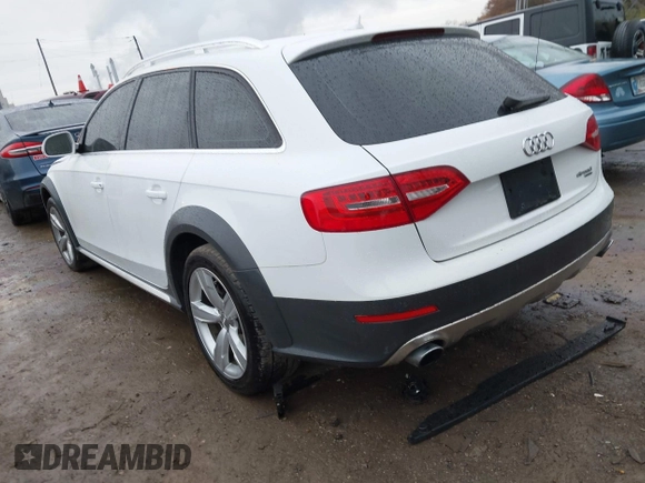 2013 Audi allroad Premium Plus with VIN WA1UFAFL8DA139987, listed as a IAAI auction lot 40978375 with 92,862 mi miles. Bid and sale history available at carsss.com. Image 3.
