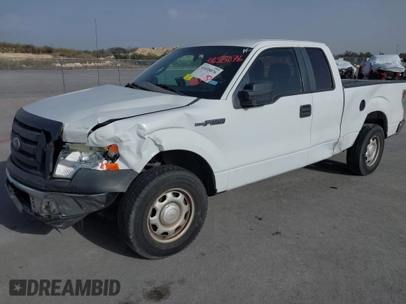 2010 Ford F-150 XL with VIN 1FTEX1CW1AKE21903, listed as a IAAI auction lot 41658076 with 276,008 mi miles. Bid and sale history available at carsss.com. Image 20.