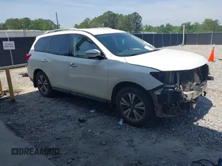 2017 Nissan Pathfinder SV z VIN 5N1DR2MNXHC622572, wystawiony jako IAAI lot #42144228 z przebiegiem 155 262 mil mil oraz . Historia ofert i sprzedaży dostępna na DreamBid. Obrazek 1.