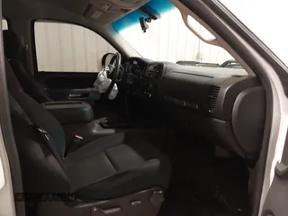 2012 Chevrolet Silverado 1500 LT with VIN 3GCPKSE72CG152890, listed as a IAAI auction lot 41589760 with 170,937 mi miles and . Bid and sale history available at DreamBid. Image 5.