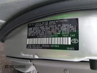 2004 Toyota Avalon XL with VIN 4T1BF28B44U364702, listed as a IAAI auction lot 41473272 with 226,845 mi miles. Bid and sale history available at carsss.com. Image 9.