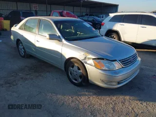 2003 Toyota Avalon XL with VIN 4T1BF28B03U294887, listed as a IAAI auction lot 41255287 with 197,954 mi miles and . Bid and sale history available at carsss.com. Image 1.