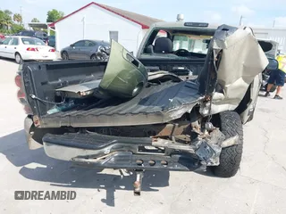 2002 Chevrolet Silverado 1500 with VIN 1GCEC14W12Z347272, listed as a IAAI auction lot 42080486 with 318,858 mi miles. Bid and sale history available at carsss.com. Image 17.