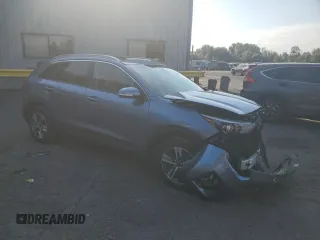 2020 Kia Niro EX Premium with VIN KNDCE3LC2L5440069, listed as a Copart auction lot 63549334 with Not Provided miles and Salvage Title. Bid and sale history available at carsss.com. Image 4.