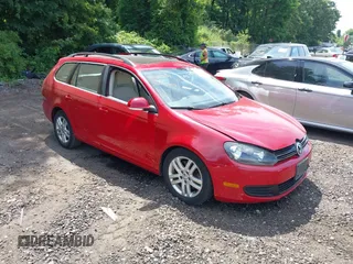 2010 Volkswagen Jetta TDI with VIN 3VWTL7AJ3AM689032, listed as a IAAI auction lot 42623234 with 81,413 mi miles and . Bid and sale history available at DreamBid. Image 1.