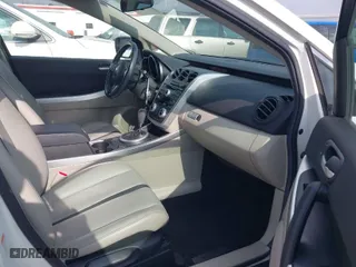 2008 Mazda CX-7 Sport with VIN JM3ER293580204686, listed as a IAAI auction lot 41481808 with 148,297 mi miles. Bid and sale history available at carsss.com. Image 5.