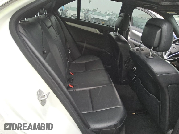 2014 Mercedes-Benz C 250 Sport with VIN WDDGF4HB4EA933398, listed as a Copart auction lot 49122985 with 141,039 mi miles and Clean title. Bid and sale history available at DreamBid. Image 10.
