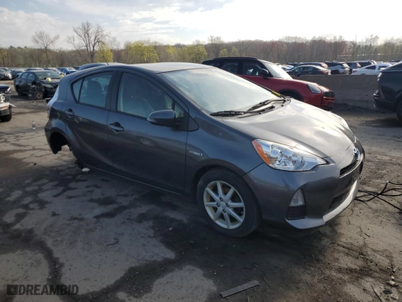 2014 Toyota Prius c One with VIN JTDKDTB31E1563243, listed as a Copart auction lot 54044525 with 130,652 mi miles and Clean Title. Bid and sale history available at carsss.com. Image 4.