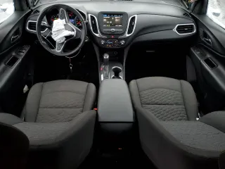 2019 Chevrolet Equinox LT z VIN 2GNAXUEV5K6257300, wystawiony jako Copart lot #51456375 z przebiegiem 77 907 mil mil oraz Szkoda całkowita • Salvage title. Historia ofert i sprzedaży dostępna na DreamBid. Obrazek 8.