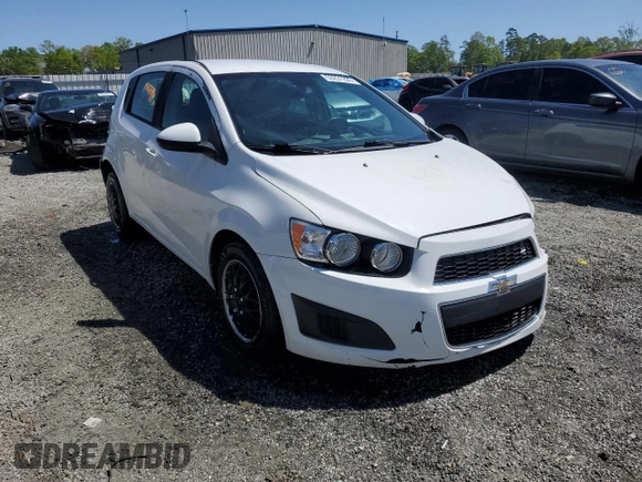 2013 Chevrolet Sonic LS with VIN 1G1JA6SH7D4120201, listed as a Copart auction lot 53231295 with 205,985 mi miles and Salvage title. Bid and sale history available at DreamBid. Image 4.