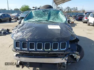 2019 Jeep Compass Limited with VIN 3C4NJDCB6KT653901, listed as a IAAI auction lot 42338815 with 87,909 mi miles and . Bid and sale history available at DreamBid. Image 13.